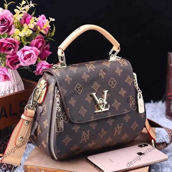 evening bag new brand fashion retro vintage printed casual messenger bag one shoulder big women handbag and handbags delle donne della borsa
evening bag new brand fashion retro vintage printed casual messenger bag one shoulder big women handbag and handbags delle donne della borsa