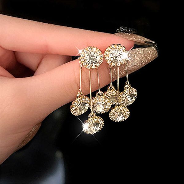 charm ins style retro high grade zircon flower earrings femininity luxury exquisite tassel earrings 925 silver needle net red earrings g2303, Golden
charm ins style retro high grade zircon flower earrings femininity luxury exquisite tassel earrings 925 silver needle net red earrings g2303, Golden