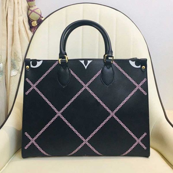 designer tote handbag luxury shopping bags women leather shoulder bag leather lady fashion woman business tote purse messenger embossing flo
designer tote handbag luxury shopping bags women leather shoulder bag leather lady fashion woman business tote purse messenger embossing flo