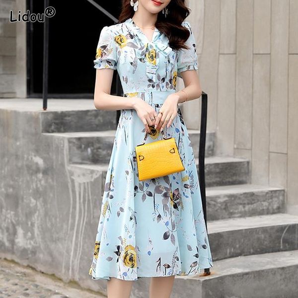 casual dresses chiffon elegant casual v-neck short sleeve empire summer fashion slim sweet graceful print female clothing 230321, Black;gray
casual dresses chiffon elegant casual v-neck short sleeve empire summer fashion slim sweet graceful print female clothing 230321, Black;gray