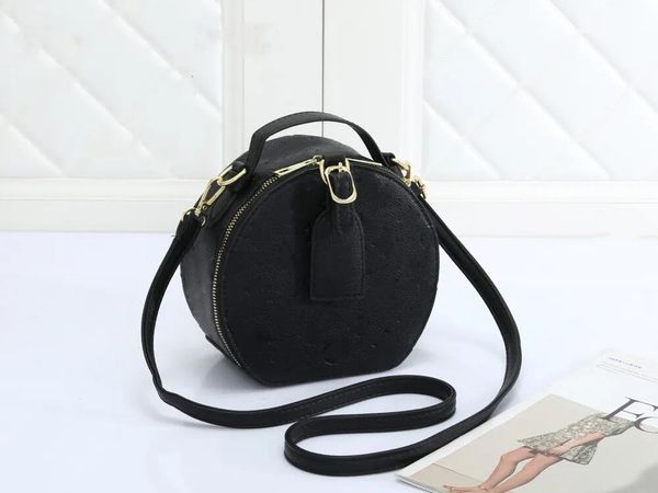 10a round bag boite chapeau souple leather handbag womens designers shoulder bags luxurys brands fashion messenger purse
10a round bag boite chapeau souple leather handbag womens designers shoulder bags luxurys brands fashion messenger purse