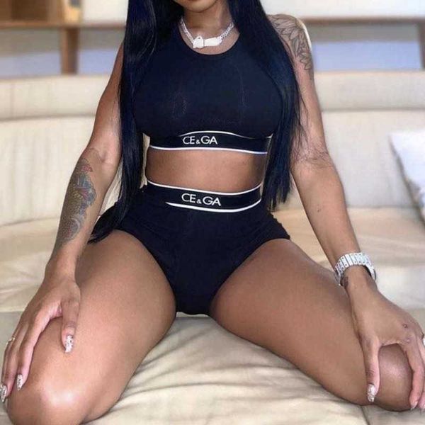 womens skirt designer dress 23ss summer fashion bikini casual letter ribbon tank shorts set sleeveless tank clothing, White
womens skirt designer dress 23ss summer fashion bikini casual letter ribbon tank shorts set sleeveless tank clothing, White