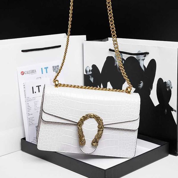 designer bag qi jiugenuine leather women's bag fashion versatile premium texture bacchus one shoulder chain square
designer bag qi jiugenuine leather women's bag fashion versatile premium texture bacchus one shoulder chain square