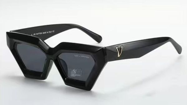 classic european american designer sunglasses 9567 eyewear glasses men and women fashion multifunctional trend uv 400 street p sunglasses, White;black
classic european american designer sunglasses 9567 eyewear glasses men and women fashion multifunctional trend uv 400 street p sunglasses, White;black