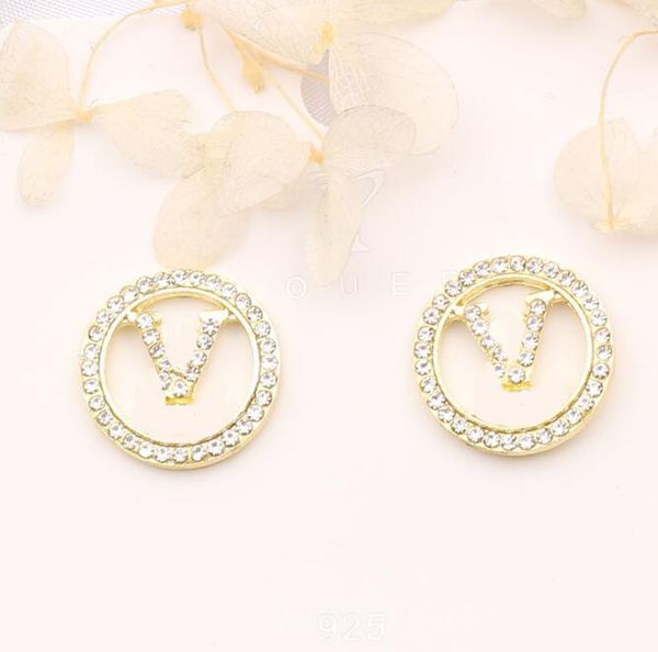 luxury brand designers double letters stud geometric famous women circle 18k gold plated crystal rhinestone earring wedding gift jewerlry, Golden;silver
luxury brand designers double letters stud geometric famous women circle 18k gold plated crystal rhinestone earring wedding gift jewerlry, Golden;silver