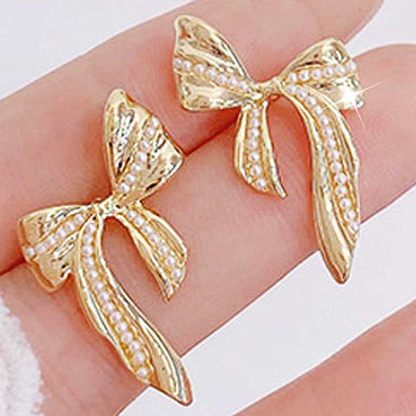 charm romantic 14k real gold plated ear studs butterfly inlaid pearl quality exquisite jewelry for women luxury accessories earrings g230320, Golden
charm romantic 14k real gold plated ear studs butterfly inlaid pearl quality exquisite jewelry for women luxury accessories earrings g230320, Golden