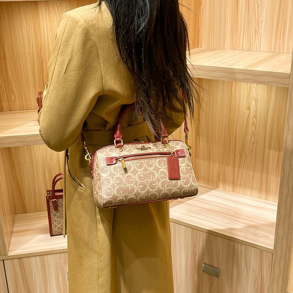 designer handbags luxury women messenger bag classic fashion purse brand womens crossbody shoulder bags lady totes size
designer handbags luxury women messenger bag classic fashion purse brand womens crossbody shoulder bags lady totes size