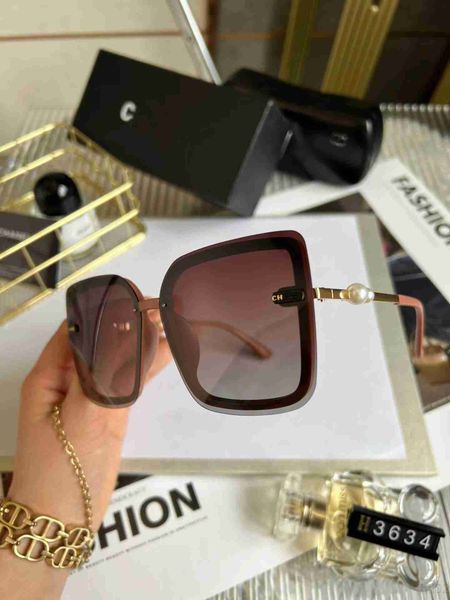 luxurious designer channel sunglass chanei sunglasses mens womens sunglasses polarized korean women's large frame tr fashion travel 363, White;black
luxurious designer channel sunglass chanei sunglasses mens womens sunglasses polarized korean women's large frame tr fashion travel 363, White;black