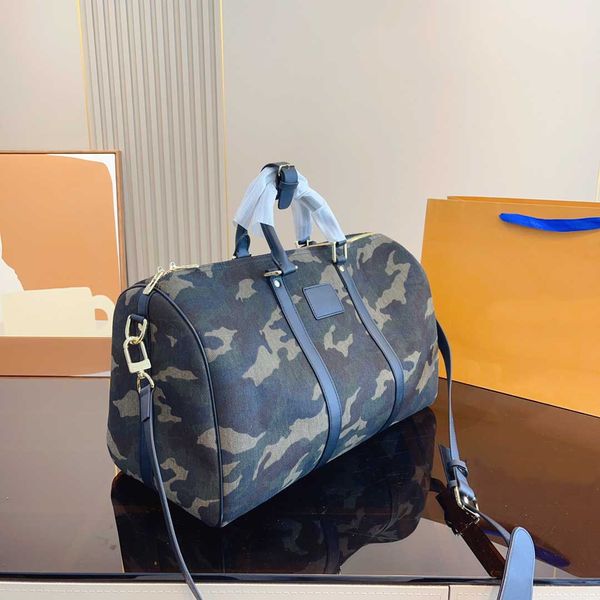 luxury designer bag mens and womens travel handbags tote bag fashion camouflage classic cross body female and male sac
luxury designer bag mens and womens travel handbags tote bag fashion camouflage classic cross body female and male sac