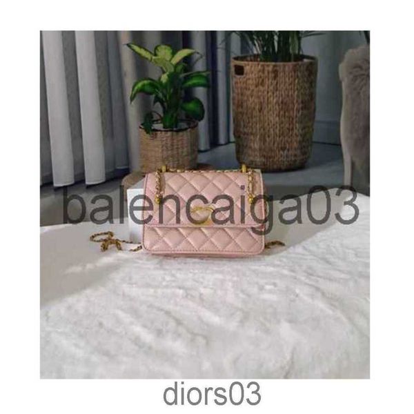 designer channel bag tote shoulder handbag crossbody messenger bag luxurious fashion mens womans lovers summer golden chain leather makeup b
designer channel bag tote shoulder handbag crossbody messenger bag luxurious fashion mens womans lovers summer golden chain leather makeup b