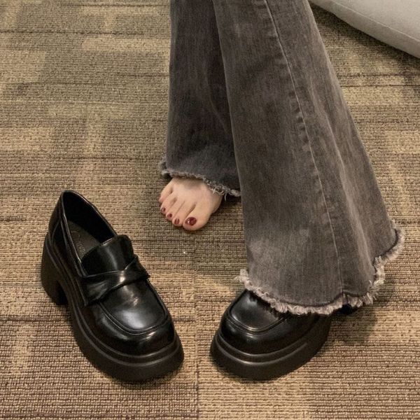 2023 summer luxury sandals designer women flip flops slipper fashion genuine leather slides metal chain ladies casual shoes ladies slippers, Black
2023 summer luxury sandals designer women flip flops slipper fashion genuine leather slides metal chain ladies casual shoes ladies slippers, Black