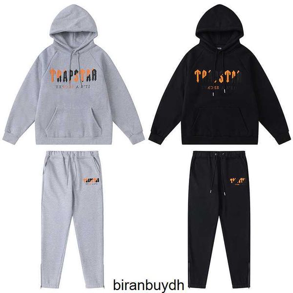 sport men's hoodies sweatshirts trapstar letter casual ordinary youth cotton yellow black towel embroidered plush sweater and trousers
sport men's hoodies sweatshirts trapstar letter casual ordinary youth cotton yellow black towel embroidered plush sweater and trousers