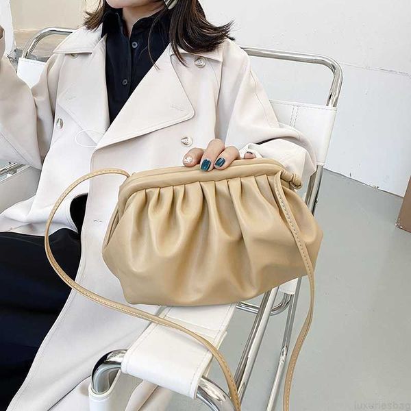 botega venates jodie mini teen intrecciato pouch yunduo female fold clip version women's bag single shoulder messenger bag
botega venates jodie mini teen intrecciato pouch yunduo female fold clip version women's bag single shoulder messenger bag