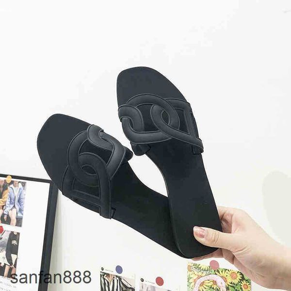 original designer hemres slippers h new net red same hollow out flat bottom sandals h pig nose lazy women summer with logo yx60, Black
original designer hemres slippers h new net red same hollow out flat bottom sandals h pig nose lazy women summer with logo yx60, Black
