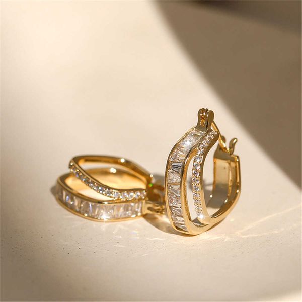 charm 2022 trendy new vintage luxury super zircon simple temperament geometric square plated 18k gold earrings daily commuter jewelry g23032, Golden
charm 2022 trendy new vintage luxury super zircon simple temperament geometric square plated 18k gold earrings daily commuter jewelry g23032, Golden