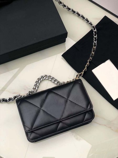 10a luxury designer trumpet 19 cm flip bag leather quilted wallet handbag crossbody bag black one-shoulder gold handle bag chain wallet with
10a luxury designer trumpet 19 cm flip bag leather quilted wallet handbag crossbody bag black one-shoulder gold handle bag chain wallet with