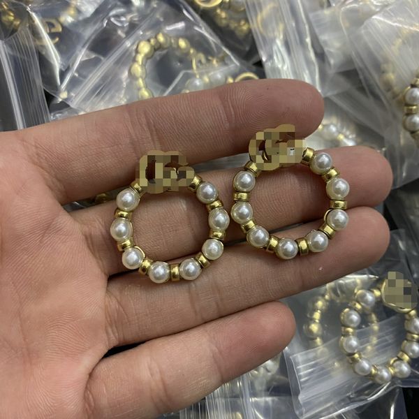 luxury gold stud earrings designer for women hoop earrings stud letter earrings jewelry with box set valentine day gift engagement ge-0162, Golden;silver
luxury gold stud earrings designer for women hoop earrings stud letter earrings jewelry with box set valentine day gift engagement ge-0162, Golden;silver