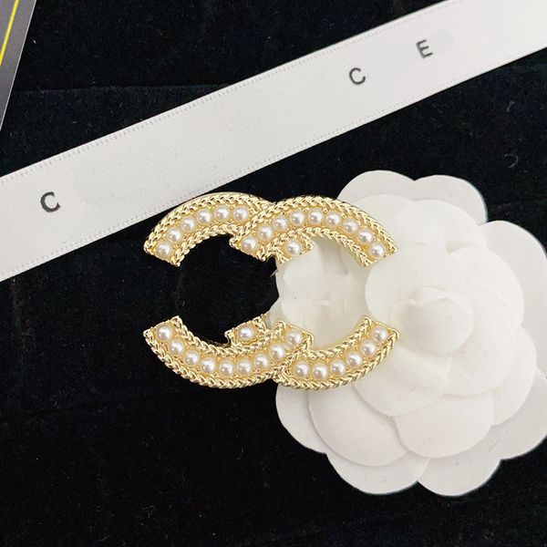 gold designer brooch fashion pearl love brooches brand designer jewelry brooch fashion versatile party vintage jewelry gift family, Gray
gold designer brooch fashion pearl love brooches brand designer jewelry brooch fashion versatile party vintage jewelry gift family, Gray