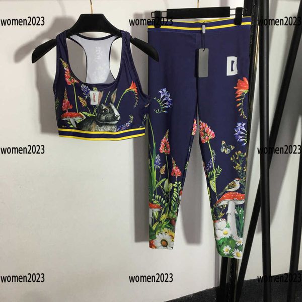 designer clothing tracksuit women yoga suit summer sportswear 2 piece set vest and slim pants size s-xl new arrival mar19, Gray
designer clothing tracksuit women yoga suit summer sportswear 2 piece set vest and slim pants size s-xl new arrival mar19, Gray