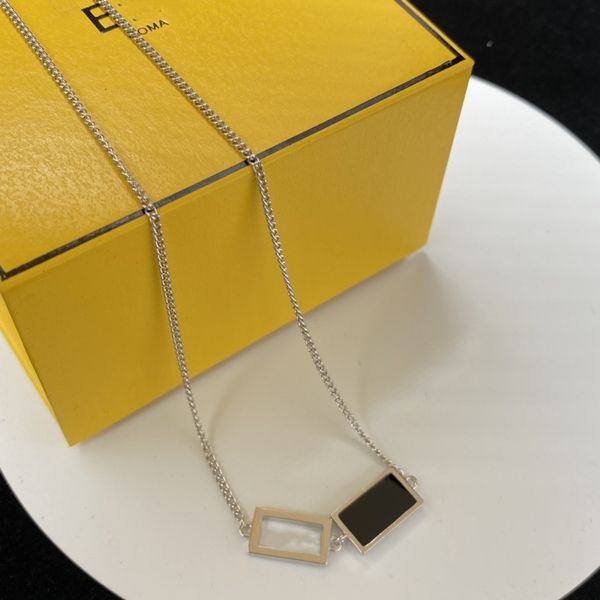designer jewelry letter pendant choker necklace women luxury pendants titanium letter chain f with box, Golden;silver
designer jewelry letter pendant choker necklace women luxury pendants titanium letter chain f with box, Golden;silver