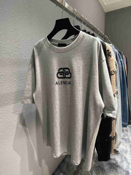 plush t shirt designer luxury coats balciga paris defined version b lock print pullover round neck loose os men's and women's tshi, Black
plush t shirt designer luxury coats balciga paris defined version b lock print pullover round neck loose os men's and women's tshi, Black