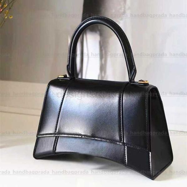 b trainers genuine leather handle crossbody bags women's crocodile pattern men tote luxury designer fashion shopping wallet card pocket
b trainers genuine leather handle crossbody bags women's crocodile pattern men tote luxury designer fashion shopping wallet card pocket