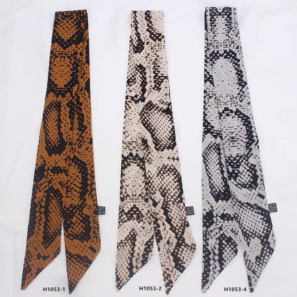 2023 spring and autumn new korean edition ins simple snake pattern spotted women's imitation silk small scarf 2303, Blue;gray
2023 spring and autumn new korean edition ins simple snake pattern spotted women's imitation silk small scarf 2303, Blue;gray