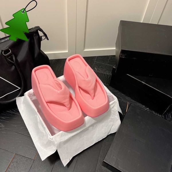 sandals women designer flip flops foam runner slide slippers pool pillow comfort sandals muleshoes suitable for ls beaches, Black
sandals women designer flip flops foam runner slide slippers pool pillow comfort sandals muleshoes suitable for ls beaches, Black