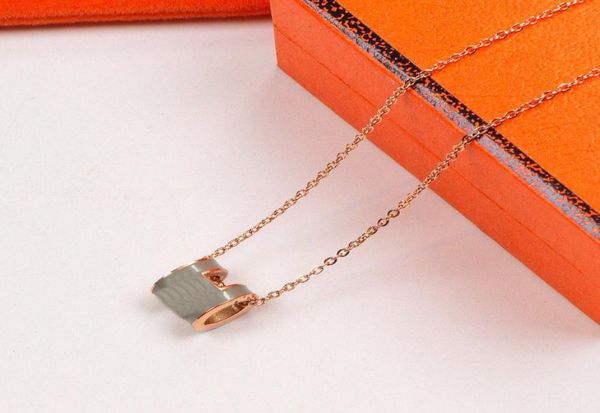mini small h necklace women039s s925 sterling sier v gold letter silver pendant niche dign versatile women039s clavicle chai9310716
mini small h necklace women039s s925 sterling sier v gold letter silver pendant niche dign versatile women039s clavicle chai9310716