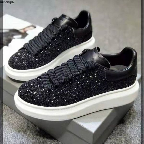 casual shoes fashion men shoe designer women leather lace up platform oversized sole sneakers white black mens womens luxury velvet suede 35
casual shoes fashion men shoe designer women leather lace up platform oversized sole sneakers white black mens womens luxury velvet suede 35