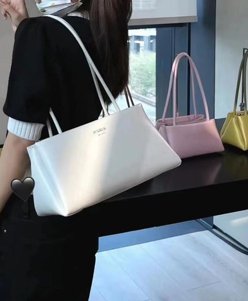 soft leather luxury handbags women bags designer shoulder crossbody sac ladies large capacity messenger tote
soft leather luxury handbags women bags designer shoulder crossbody sac ladies large capacity messenger tote