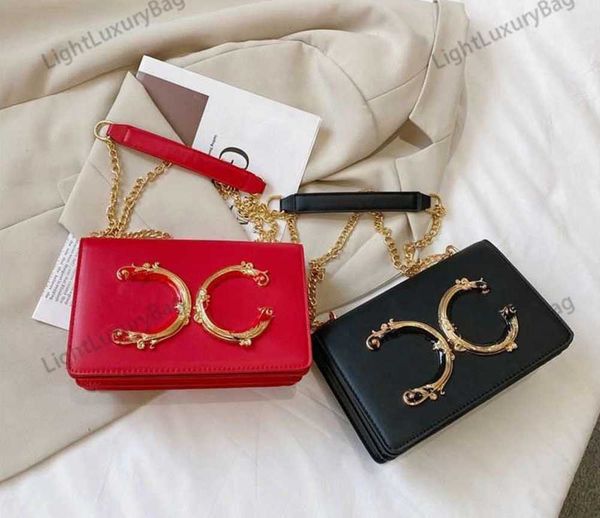 5a designer chain crossbody bag d fashion shoulder tote women wild black wallets leather luxury white handbags classic female purses 230317
5a designer chain crossbody bag d fashion shoulder tote women wild black wallets leather luxury white handbags classic female purses 230317