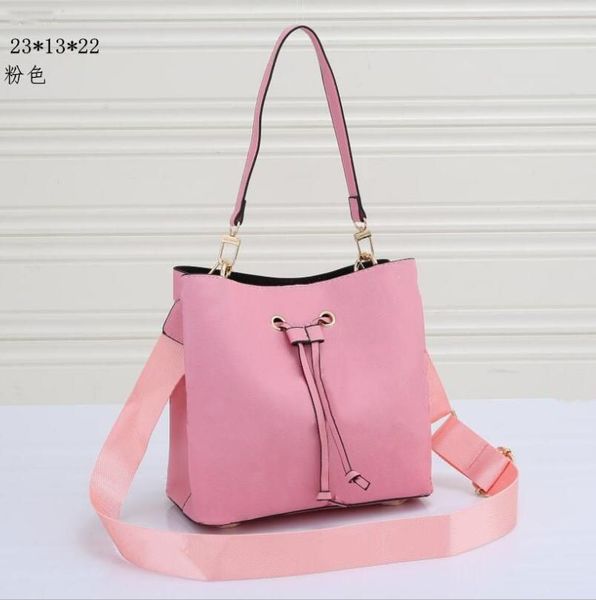 fashion bucket bag chain makeup amous party shoulder women leather chain bag crossbody and shoulder handbag
fashion bucket bag chain makeup amous party shoulder women leather chain bag crossbody and shoulder handbag