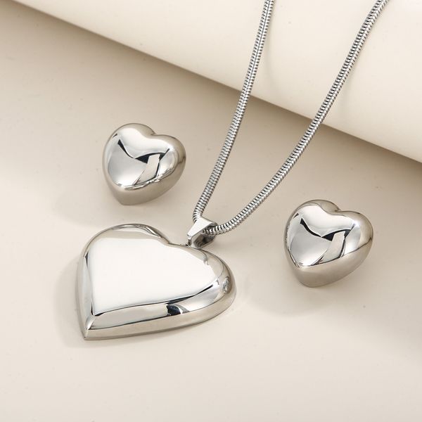 women heart-shaped jewelry sets of earring and round circle pendant chains necklace set birthday gift, Silver
women heart-shaped jewelry sets of earring and round circle pendant chains necklace set birthday gift, Silver