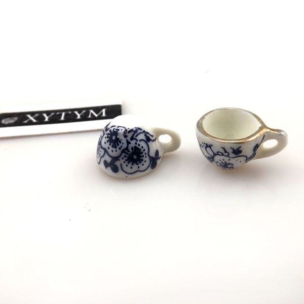 charms 50pcslot blue flower printed antique chinese style teacup pendants 16x11x9mm ceramic for diy 230320, Bronze;silver
charms 50pcslot blue flower printed antique chinese style teacup pendants 16x11x9mm ceramic for diy 230320, Bronze;silver
