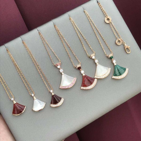 pendant necklaces strands strings sterling silver plated 18k rose gold treasure family fan-shaped skirt necklace red chalcedony white fritil
pendant necklaces strands strings sterling silver plated 18k rose gold treasure family fan-shaped skirt necklace red chalcedony white fritil