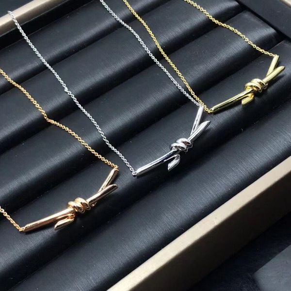 designer classic charm fashion pendant necklace heardwear twisted bow for women's party wedding jewelry love gifts, Silver
designer classic charm fashion pendant necklace heardwear twisted bow for women's party wedding jewelry love gifts, Silver