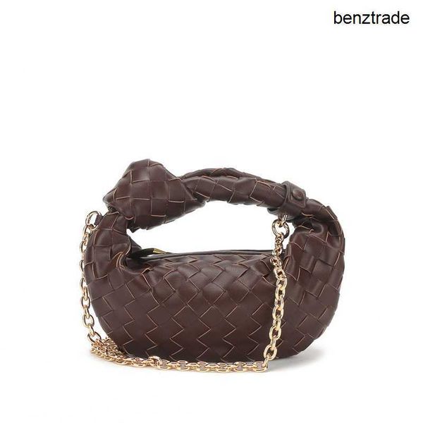 h jodie advanced handbag advanced diagonal knotted oxhorn bag hand woven bag spring and summer 2023 new product hand cloud bag cross body
h jodie advanced handbag advanced diagonal knotted oxhorn bag hand woven bag spring and summer 2023 new product hand cloud bag cross body