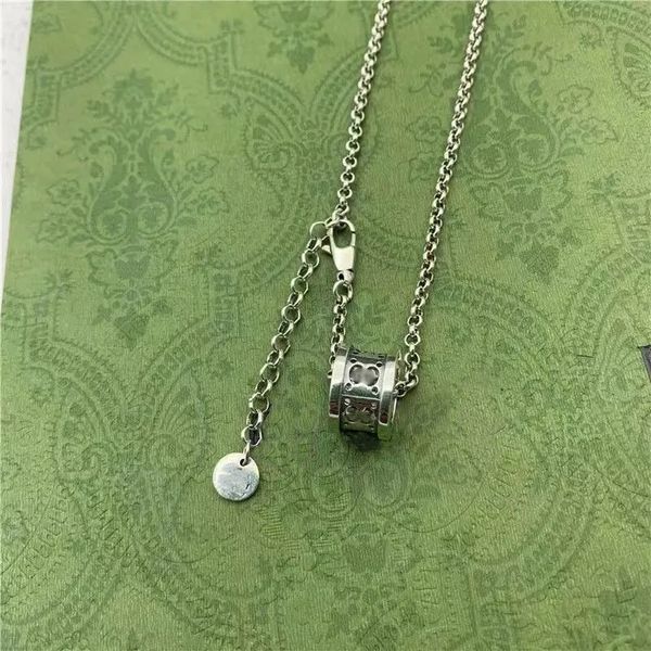pendant necklaces luxury gu brand designers letter g small waist necklace in silver fashion tide couple men's and women's necklace
pendant necklaces luxury gu brand designers letter g small waist necklace in silver fashion tide couple men's and women's necklace