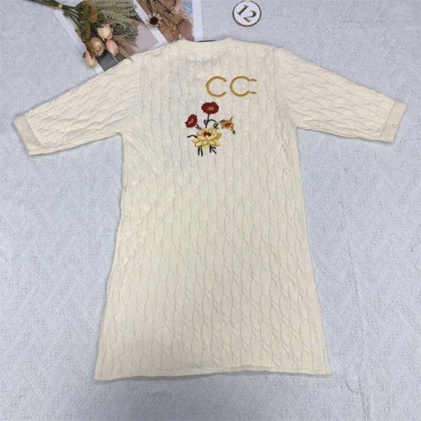 casual dresses designer early autumn new style temperament white knitted heavy industry flower embroidery dress skirt mpg2, Black;gray
casual dresses designer early autumn new style temperament white knitted heavy industry flower embroidery dress skirt mpg2, Black;gray