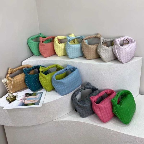 botega venates jodie mini teen intrecciato pouch woven candy colorful hand soft cow leather fashionable knotted dumplings ox horn cloud bag
botega venates jodie mini teen intrecciato pouch woven candy colorful hand soft cow leather fashionable knotted dumplings ox horn cloud bag