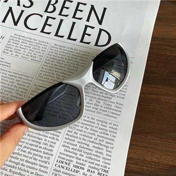 in 2023 new futuristic punk y2ky special-shaped balencigas womem sunglasses ins net red concave shape street p balencigas sunglasses cool si, White;black
in 2023 new futuristic punk y2ky special-shaped balencigas womem sunglasses ins net red concave shape street p balencigas sunglasses cool si, White;black