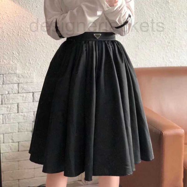 skirts designer triangle label short skirt recycled nylon waist pleated puffy versatile casual loose b0qq, Black
skirts designer triangle label short skirt recycled nylon waist pleated puffy versatile casual loose b0qq, Black