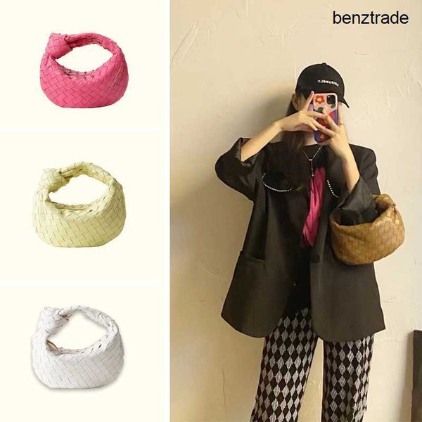 h jodie advanced handbag 2023 new network red asigo same mini woven oxhorn bag single shoulder underarm hand knotted bag cloud bag
h jodie advanced handbag 2023 new network red asigo same mini woven oxhorn bag single shoulder underarm hand knotted bag cloud bag