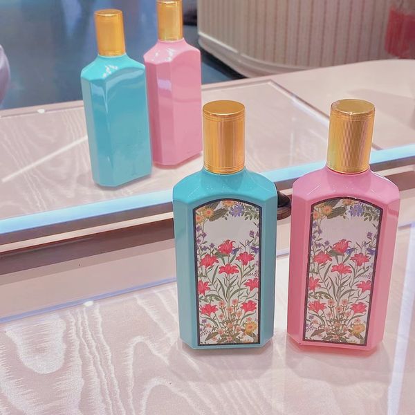 perfume for womenn and men fragrance spray 100ml floral notes charming smell fast delivery
perfume for womenn and men fragrance spray 100ml floral notes charming smell fast delivery