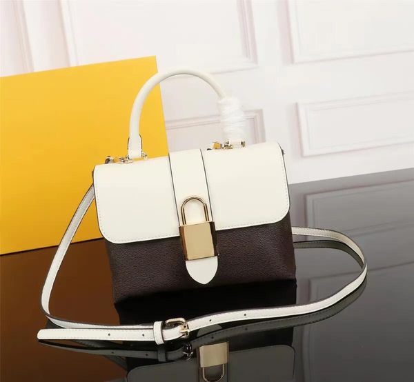 5a luxurys locky bb leather clutch shoulder bag pochette classic women's men fashion famous handbags tote crossbody wallet designers ba
5a luxurys locky bb leather clutch shoulder bag pochette classic women's men fashion famous handbags tote crossbody wallet designers ba