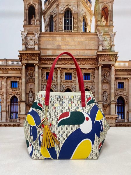 shopping bags ch famous designer largecapacity handbag flowers and birds ladies 100 genuine leather bucket bag 230321
shopping bags ch famous designer largecapacity handbag flowers and birds ladies 100 genuine leather bucket bag 230321