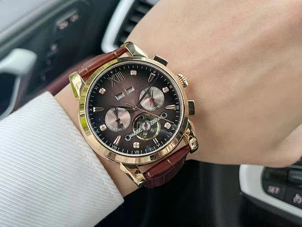 luxury men's wrist watch with multi-function design, 42mm fully automatic mechanical movement, 316 precision steel case, Slivery;brown
luxury men's wrist watch with multi-function design, 42mm fully automatic mechanical movement, 316 precision steel case, Slivery;brown