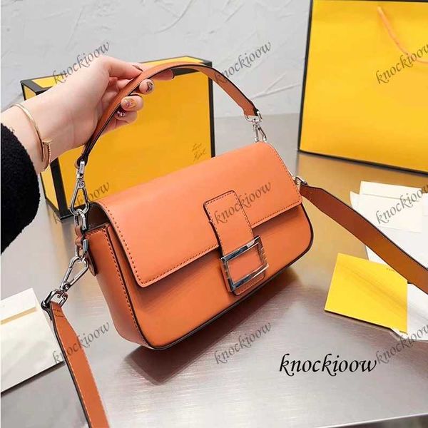 lady cross body bag genuine leather bag messenger bags magnetic buckle letter print removable shoulder strap hasp women purse interior zip p
lady cross body bag genuine leather bag messenger bags magnetic buckle letter print removable shoulder strap hasp women purse interior zip p