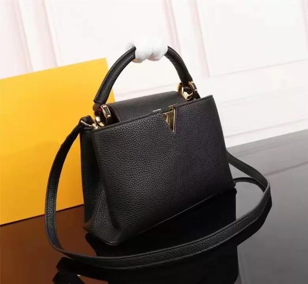 new fashion style coin pouch men women purses lady leather classic vintage coin purse key wallets mini wallet with box dust bag #6690, Black;red
new fashion style coin pouch men women purses lady leather classic vintage coin purse key wallets mini wallet with box dust bag #6690, Black;red